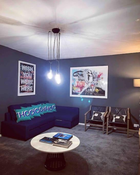 Chester/Handbridge Sleeps 9 + Netflix Hough Green ภายนอก รูปภาพ