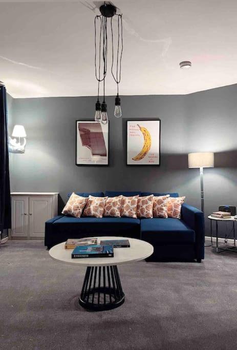 Chester/Handbridge Sleeps 9 + Netflix Hough Green ภายนอก รูปภาพ