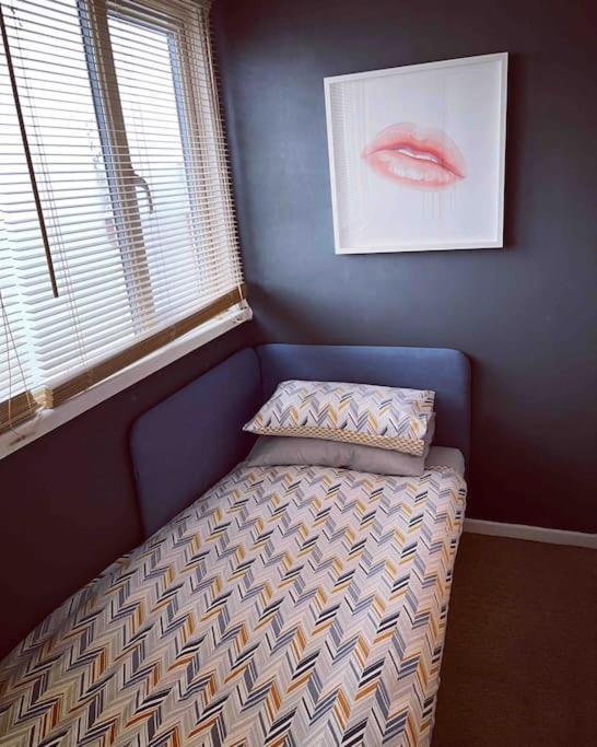 Chester/Handbridge Sleeps 9 + Netflix Hough Green ภายนอก รูปภาพ